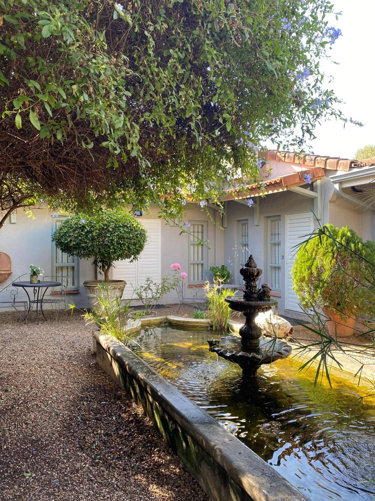 Maison H Guest House Дърбан Екстериор снимка